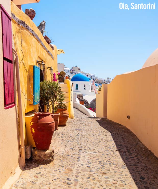 Oia Village on Santorini, Blue domed Church building